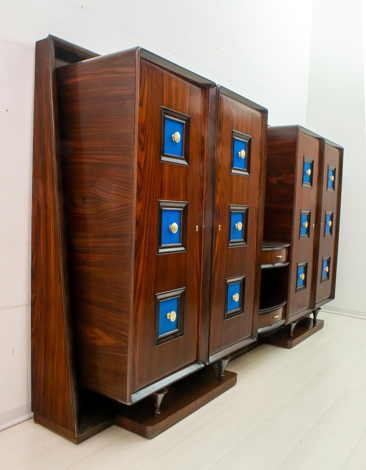 Guglielmo Ulrich Rare Mid Century Modern Italian Walnut Bar Cabinet, 1940s photo for sale