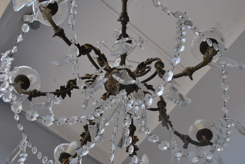 photo furniture Chandelier Tassels Of Gilt Bronze Crystal Rockery Style Xi Xth