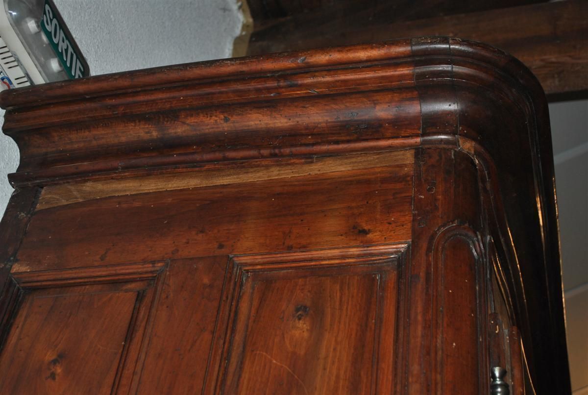 18th Century Walnut Castle Wardrobe photo furniture