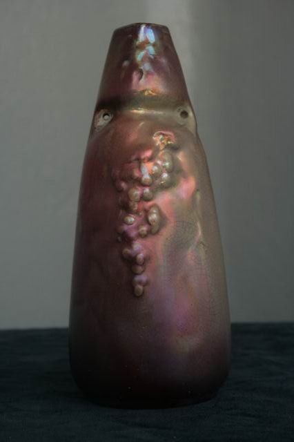 Iridescent Ceramic Vase Montières photo furniture