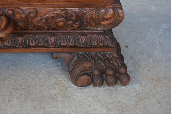 photo vintage Kieninger Renaissance Style Oak Parquet Clock