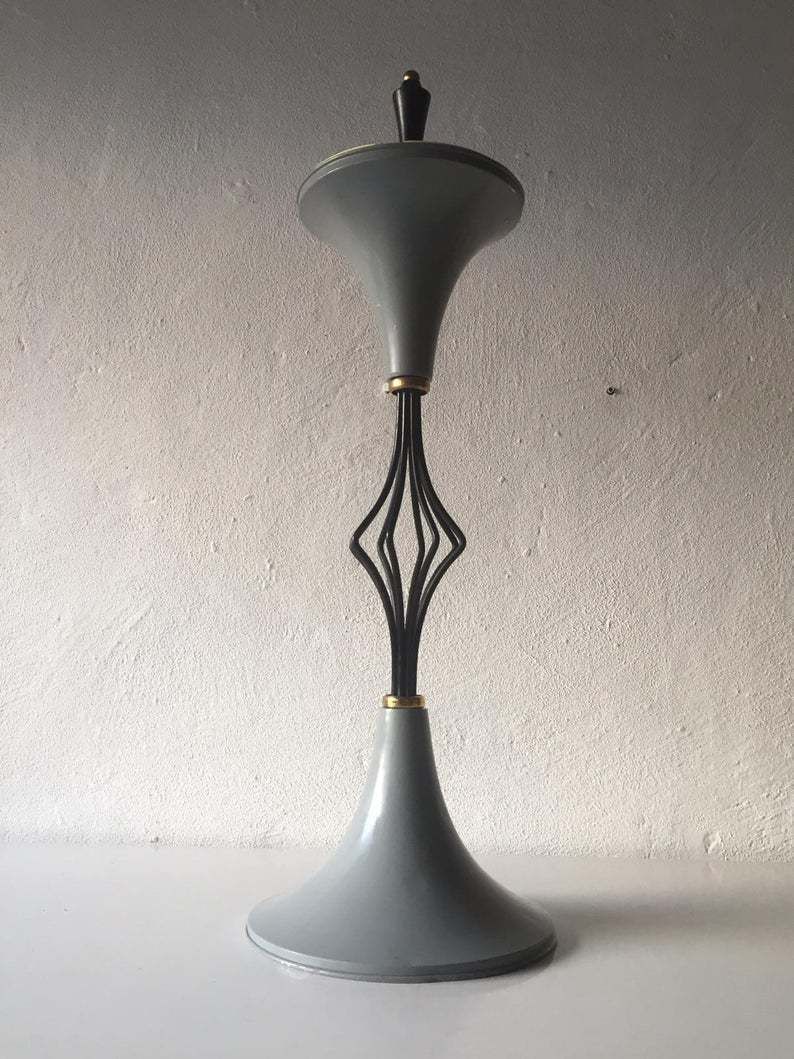 Stilnovo Era Fabulous Self Standing Ashtray   Grey And Black Metal Body With Yellow Porcelain Ashtray   1950s Italy photo 906.44