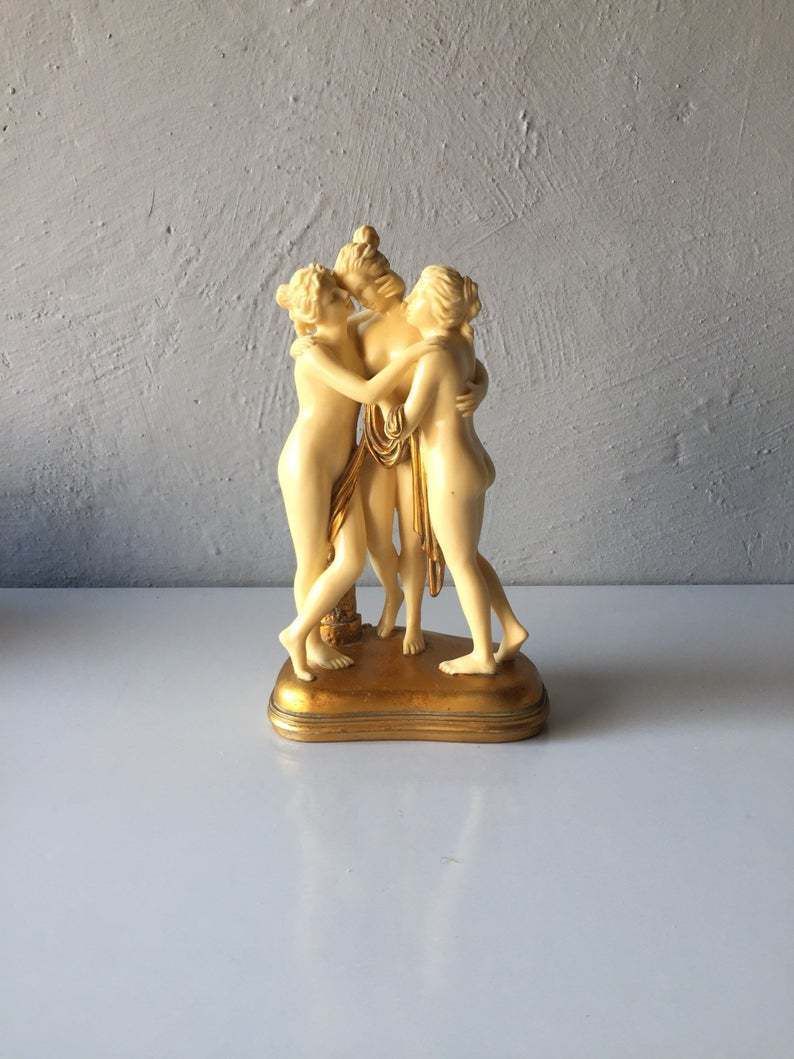 Unique 3 Nude Woman Epoxy Resin Sculpture   Women Huging   Outstanding Art Object By O. Tupton