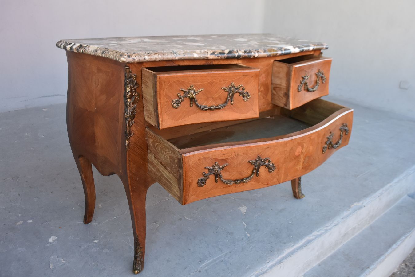 Louis XV Jumping Chest Of Drawers Rosewood photo for sale