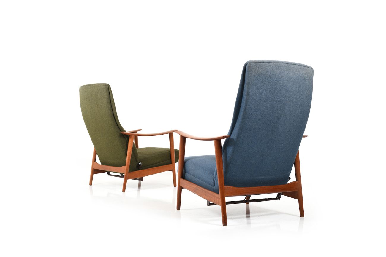Pair Of Mid Century Danish Reclining Lounge Chairs In Teak photo vintage
