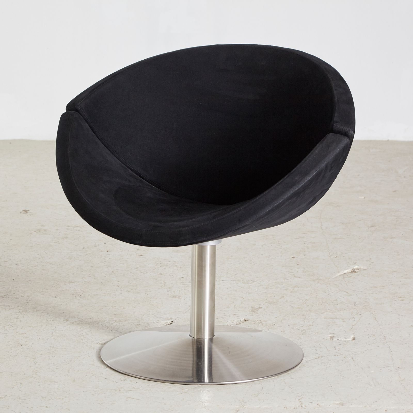 Model Ej96 "Apollo" Lounge Chair By Peter Hiort Lorenzen & Johannes Foersom For Erik Jørgensen, 2003 photo furniture