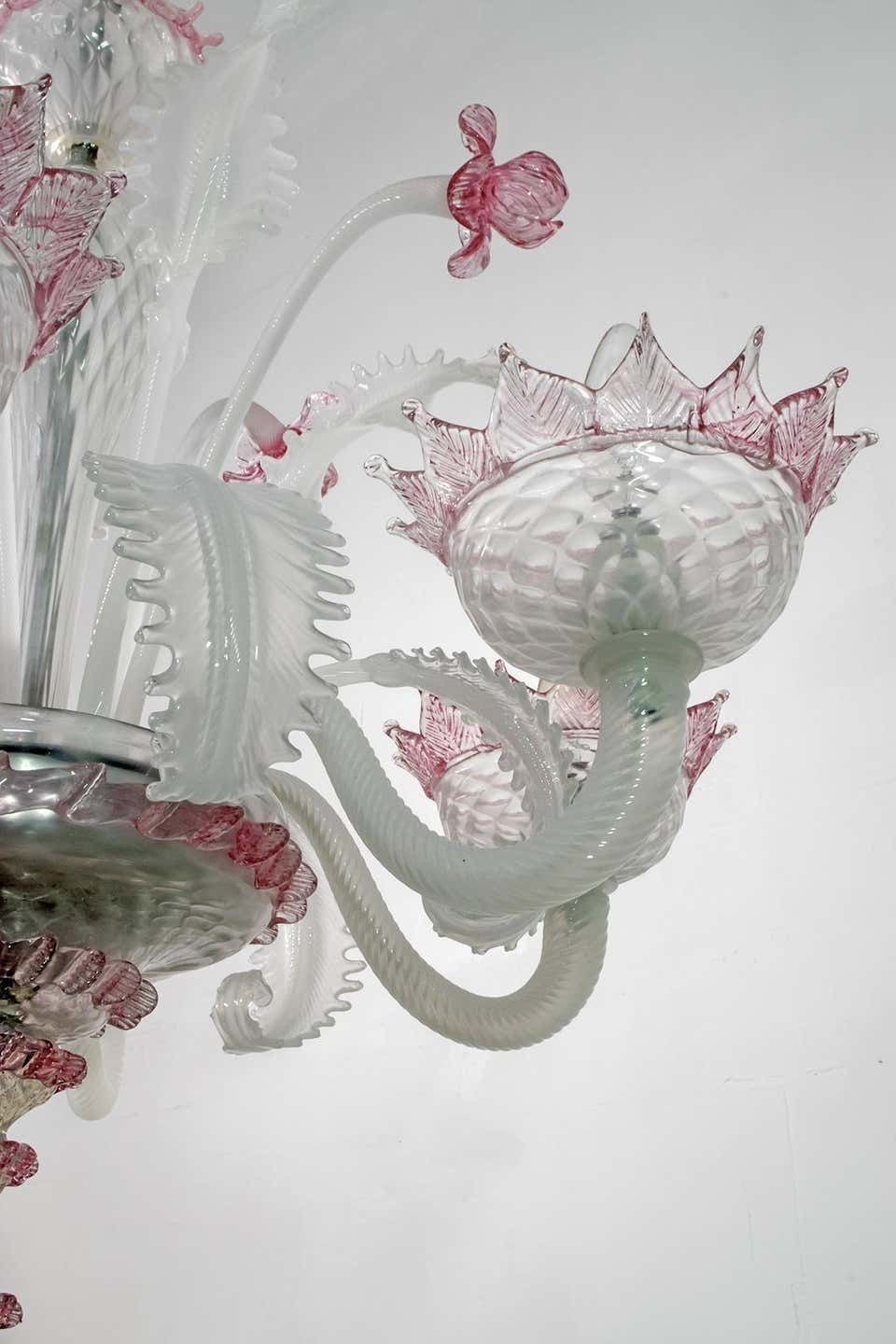 photo furniture 20th Century Modern Venetian Murano Glass Chandelier "Ca'rezzonico" Style, 1960s