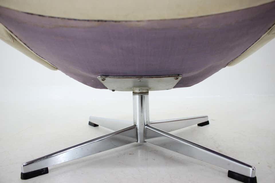 Furniture Sweden Beige Swivel Chair For Asko, 1970´S. photo