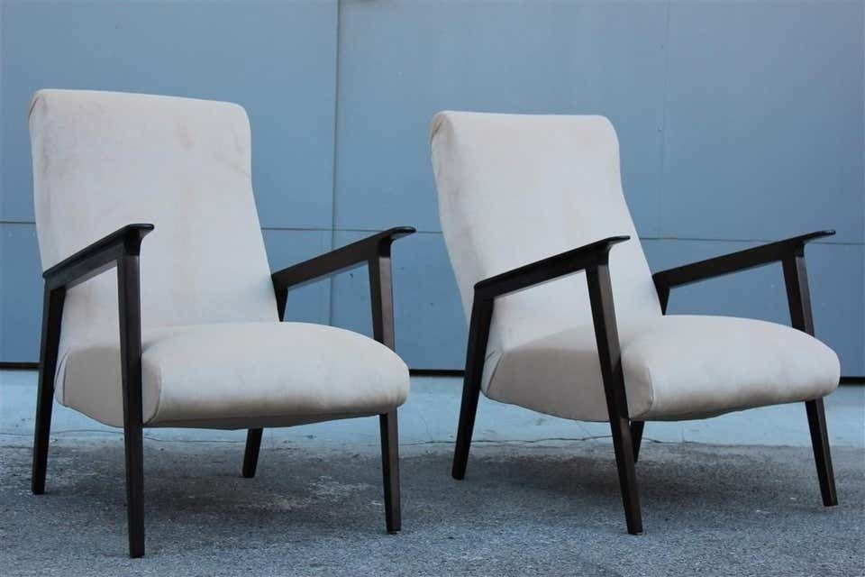 Pair Of 1950s Italian Design Armchairs In Walnut And Midcentury Beige Velvet