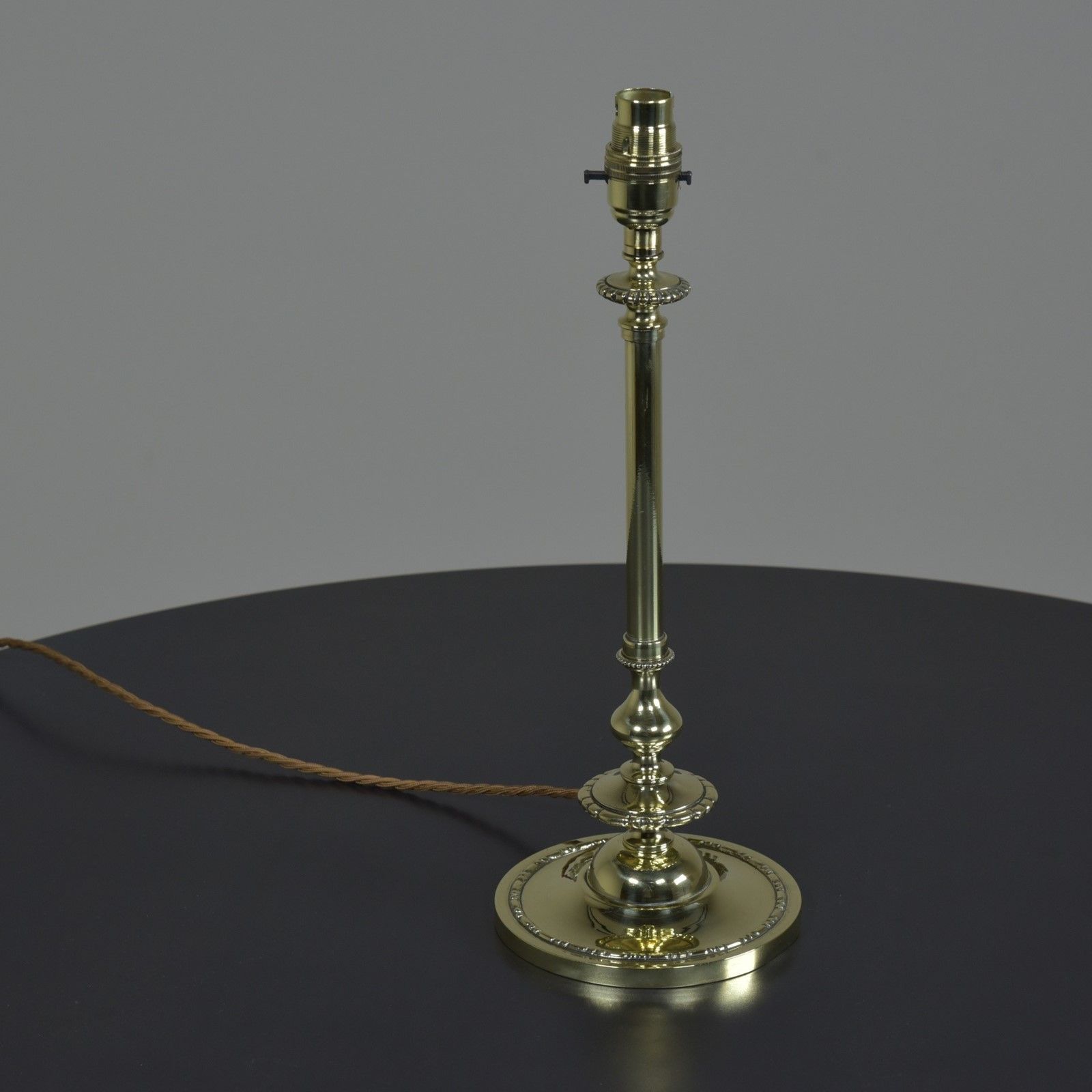 Antique Brass "Bead & Reel" Table / Desk Lamp