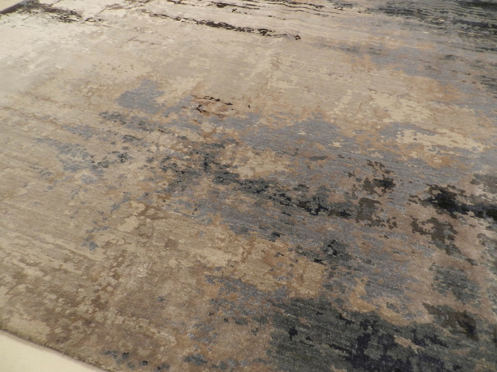 Alfombra Rajasthan Carpet From Zenza Contemporary Art & Deco photo furniture