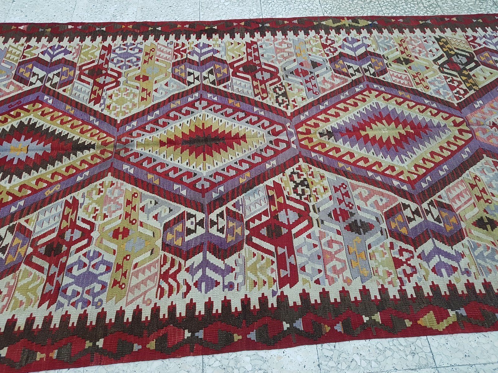 Kilim turc vintage, années 1970 photo furniture