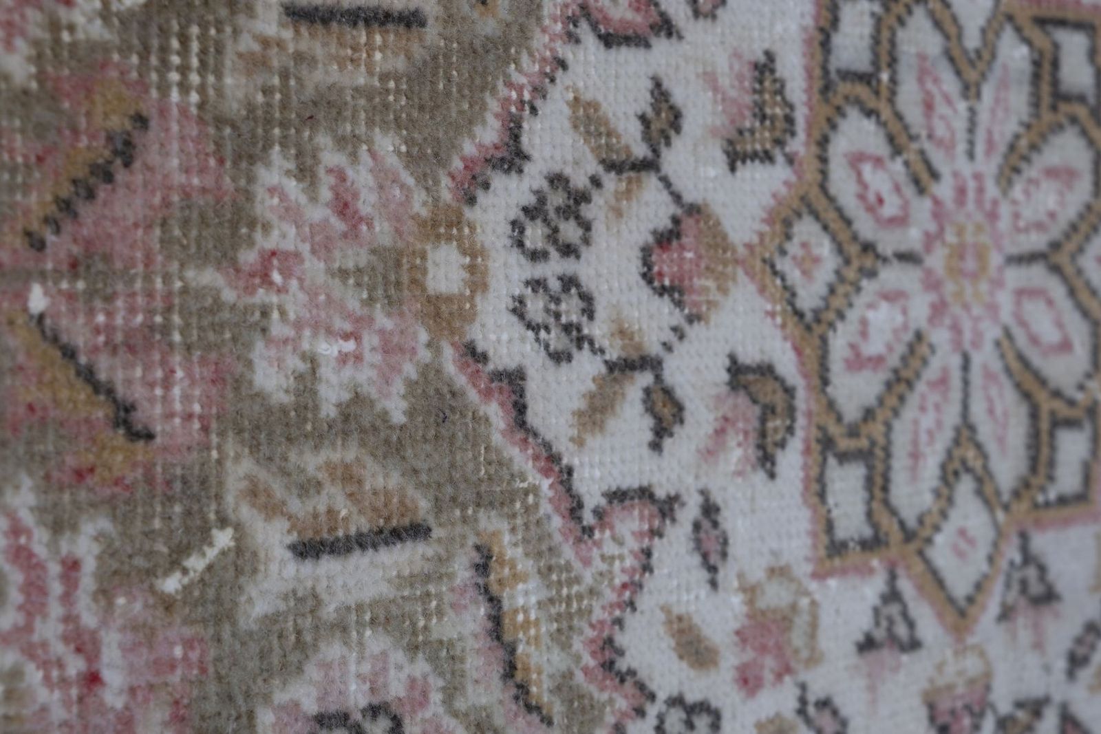 Vintage Turkish Oushak Rug, 1970s photo vinterior