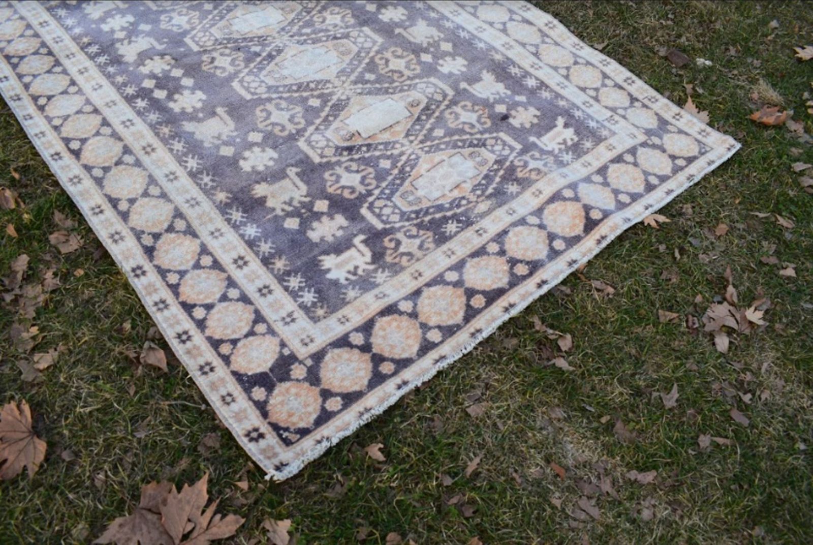 Turkish Oushak Area Rug 1970s photo vinterior