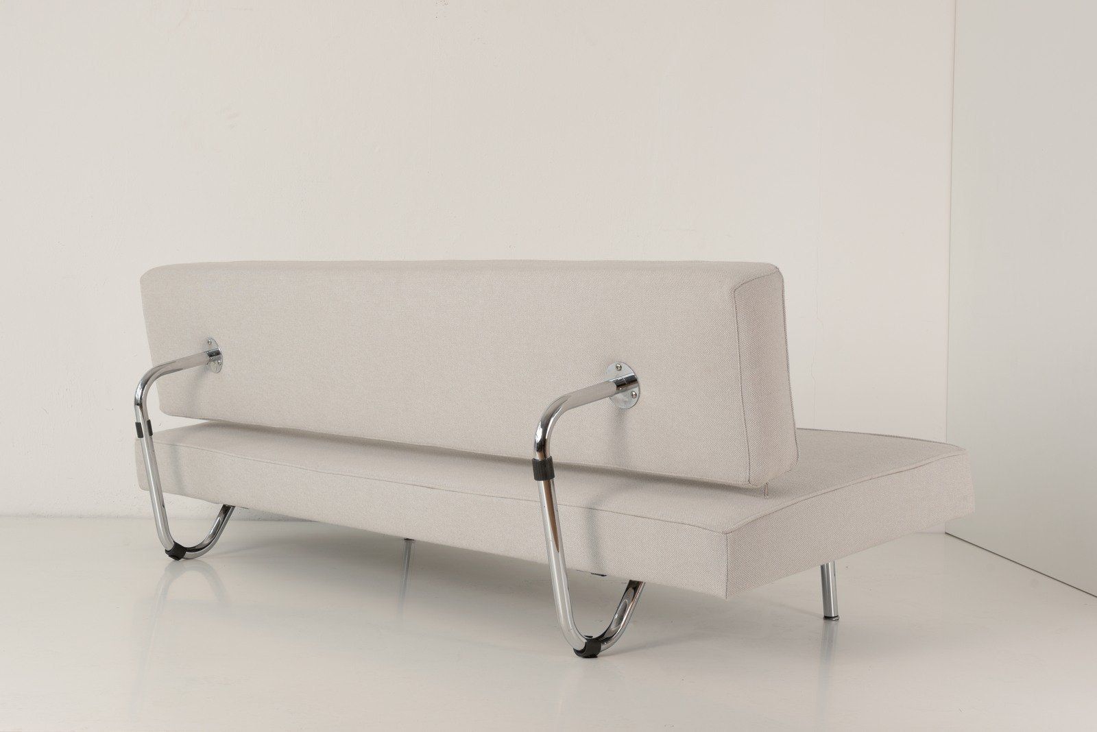 Swiss Light Grey Daybed By Ambühler For Standardform, 1990s photo vinterior