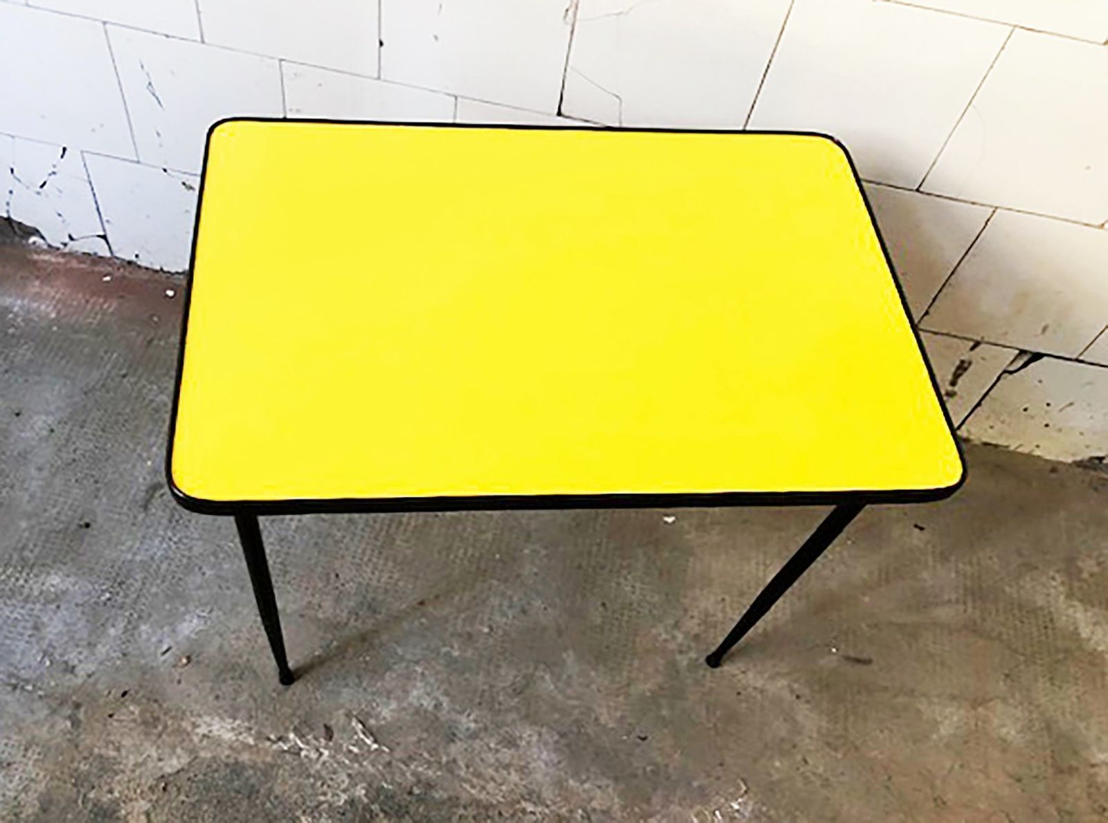 Salontafel Met Formica Blad, Italië, 1950 photo 468.0