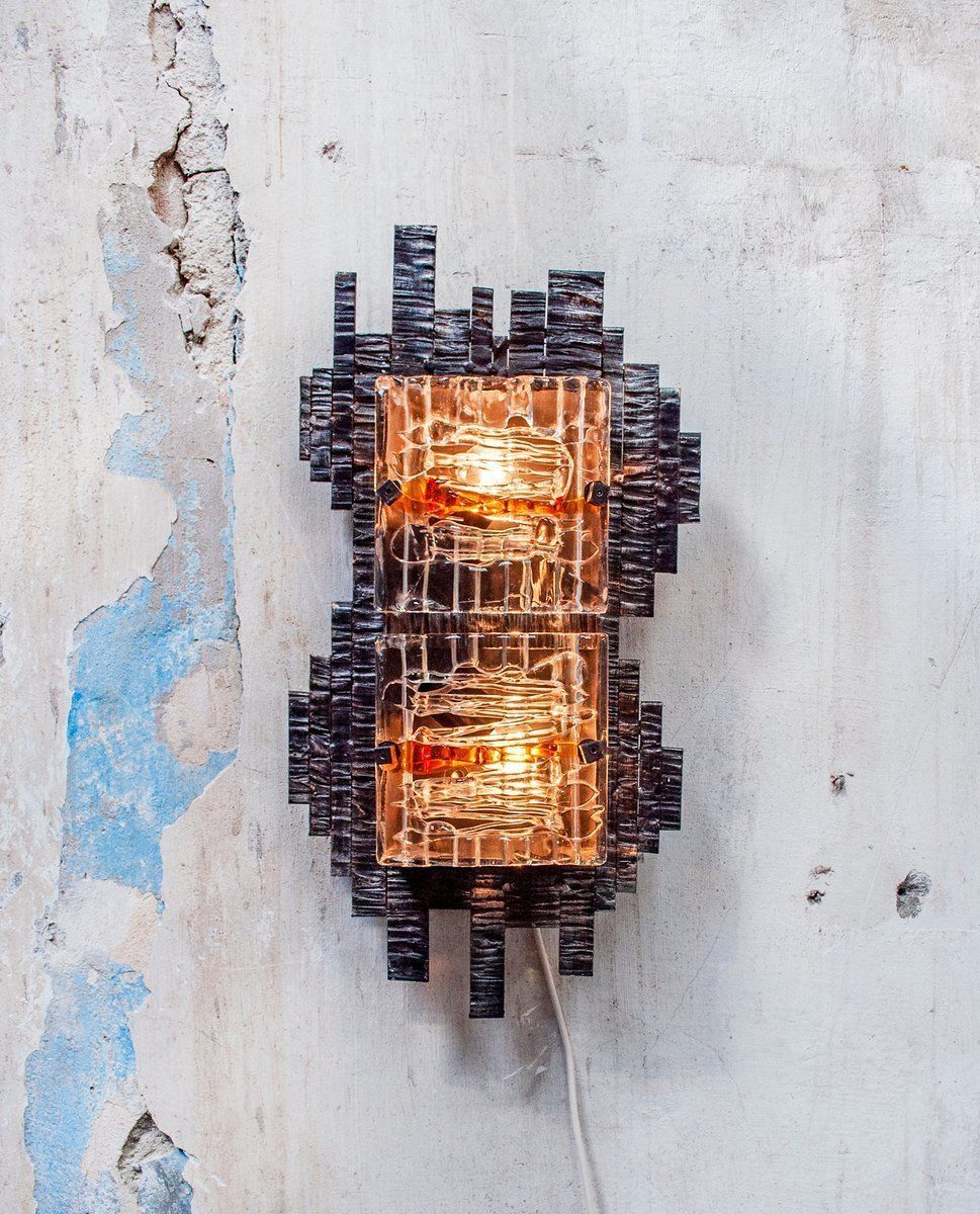 Brutalistisch Wandlamp Van Ijzer En Muranoglas, Italië, Jaren 1960 photo furniture