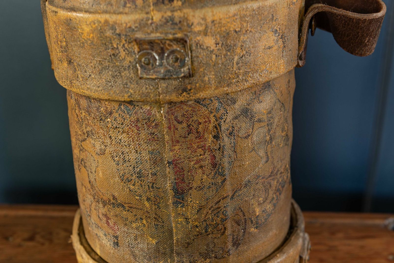 Leather Cordite Carrier With Royal Coat Of Arms photo Home Decor