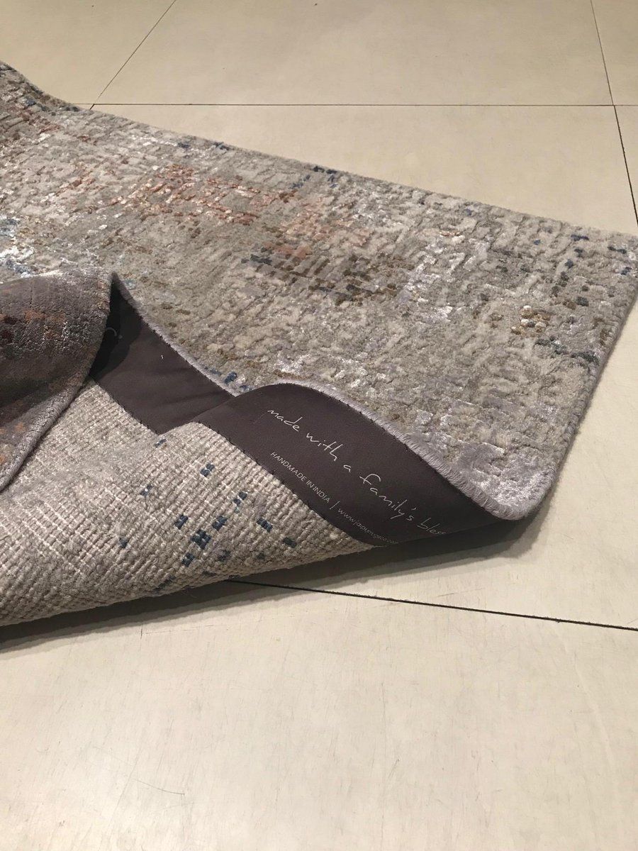 photo vinterior Rajasthan Carpet From Zenza Contemporary Art & Deco, 2000