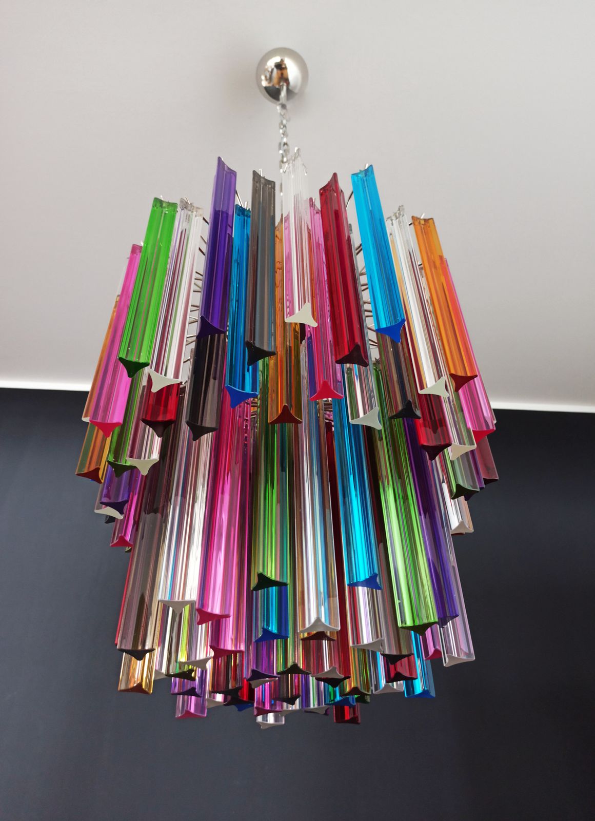 1700.0 Murano Chandelier Multicolor Triedri – 107 Prism   Mariangela Model photo