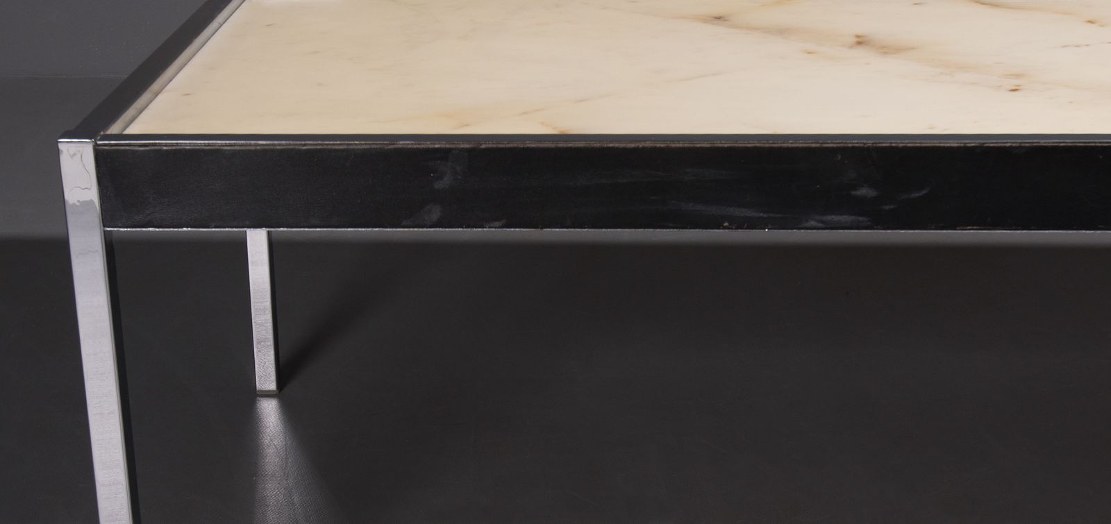Design Coffee Table In Marble From The 70s photo 330.0