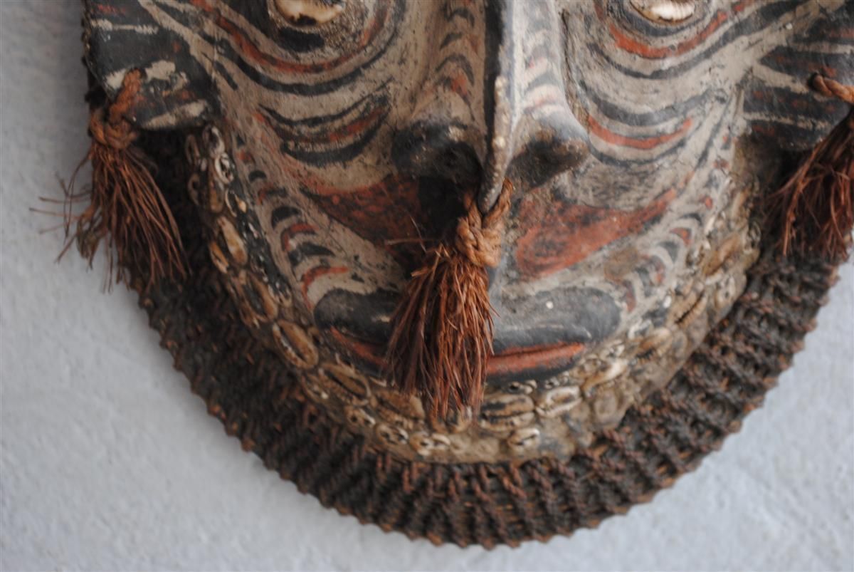 Oceanian Mask Of Sepik Or Madang Origin, Early 20th Century photo for sale