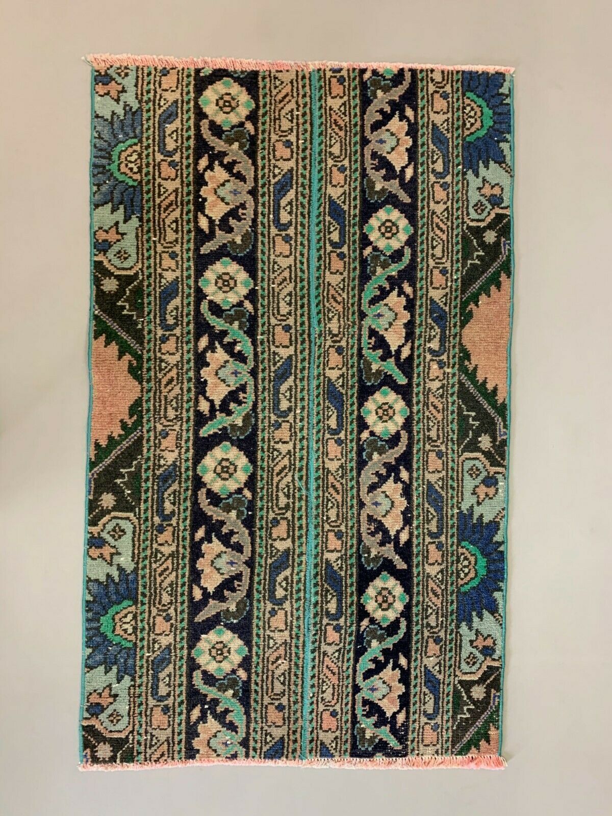 Distressed Turkish Rug 115x68 Cm Vintage Shabby, Tribal Red, Green, Brown Small