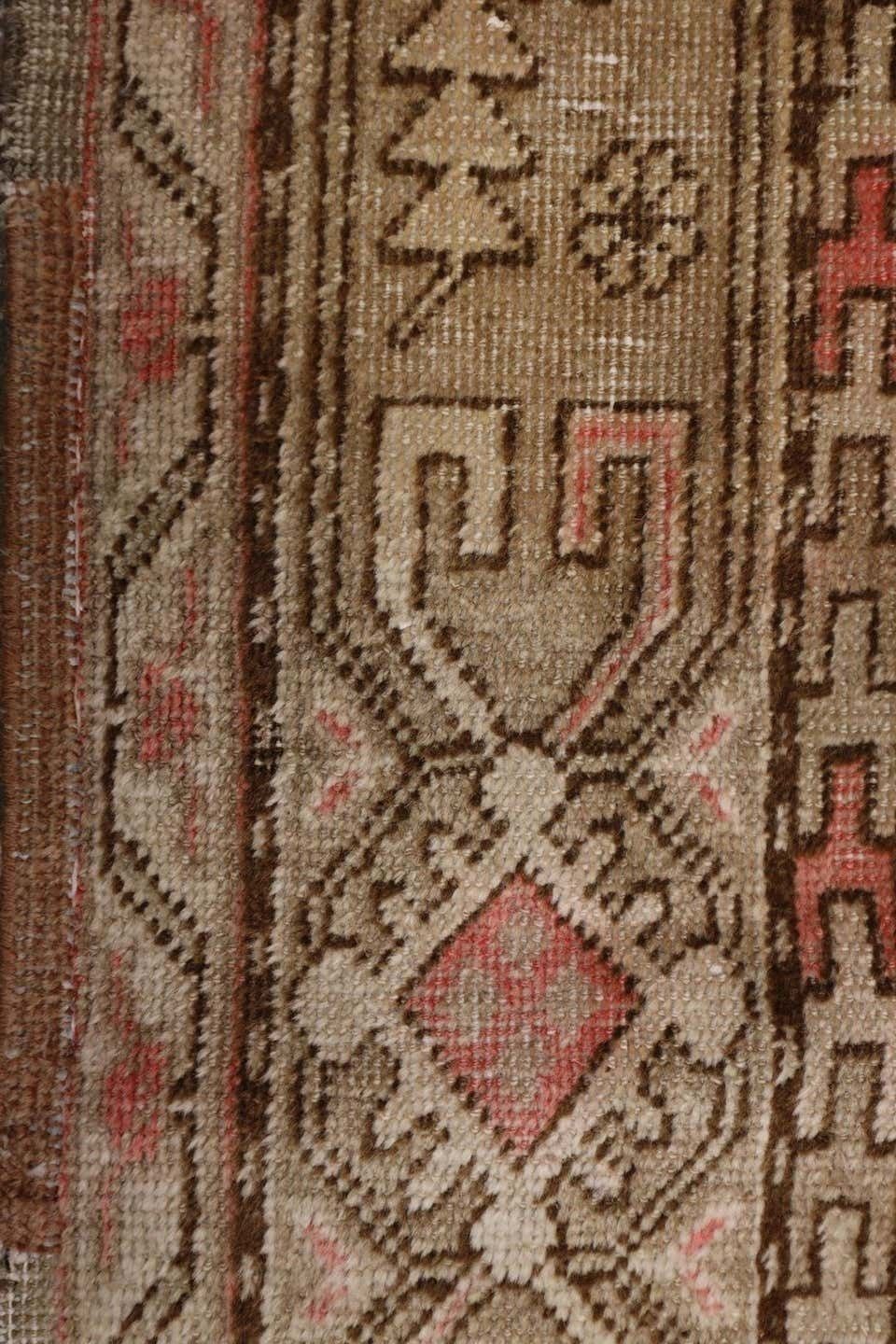 Rust Traditional Antique Handmade Khotan Rug, Pink Wool Central Area Rug Sale photo buy