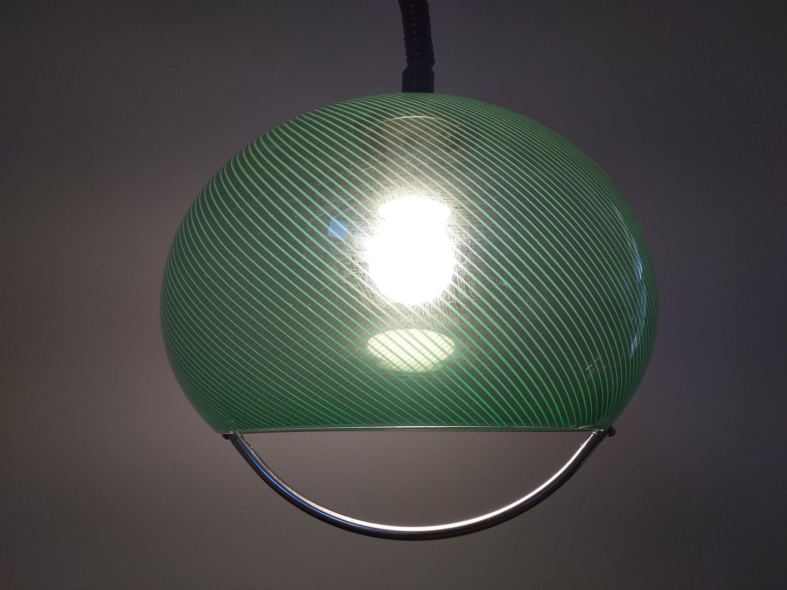 Mid Century Hanglamp Meblo, Ontworpen Door Harvey Guzzini, Italië, Jaren 1970. photo vintage