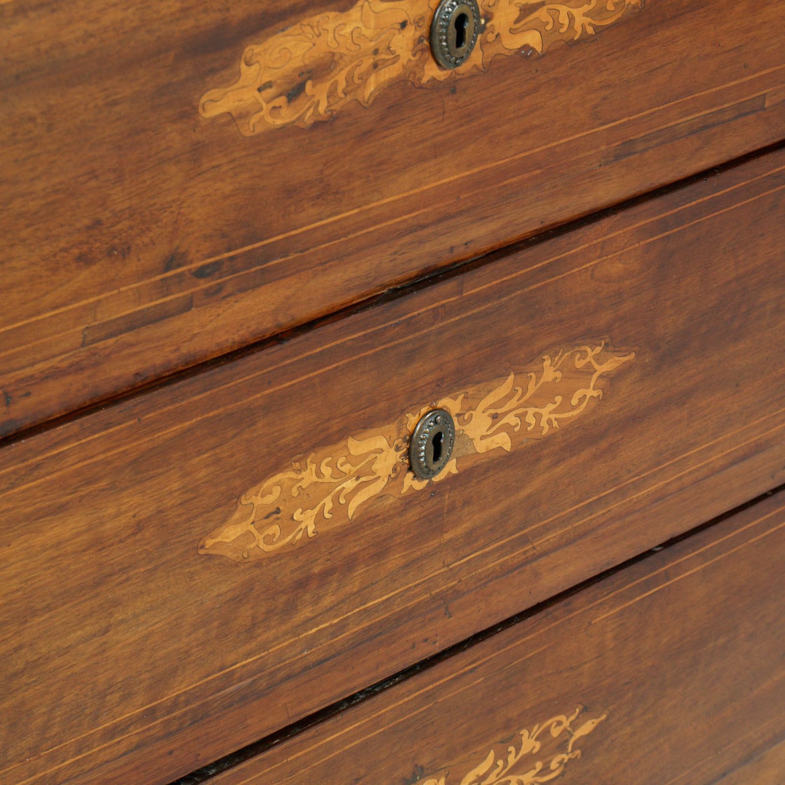 17th Century Lombard Piedmont Area, Chest Of Drawers, Commode,  Inlaid Walnut Wax Polished photo Furniture
