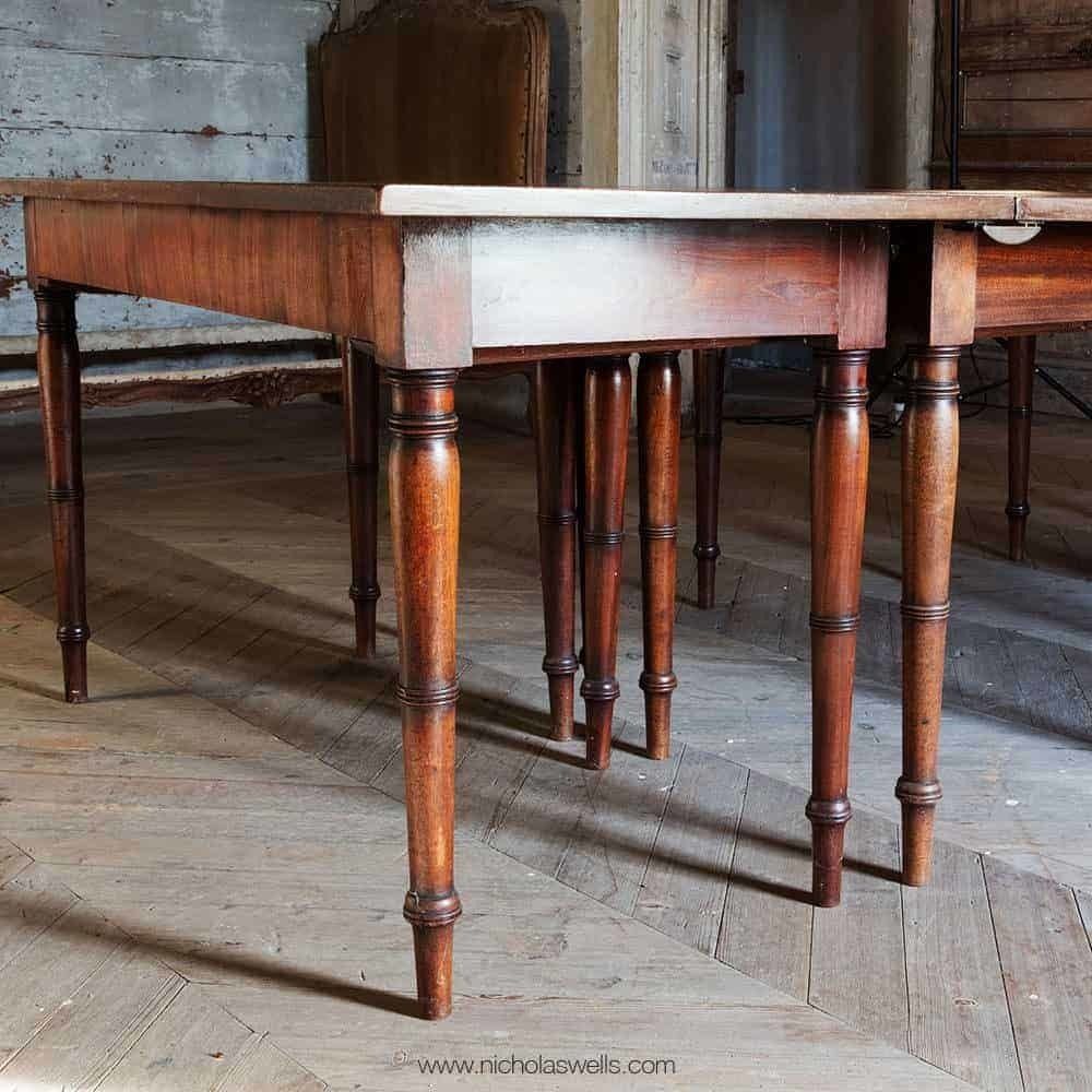 Extendable Dining Table From The Antique Georgian Period In Mahogany photo buy