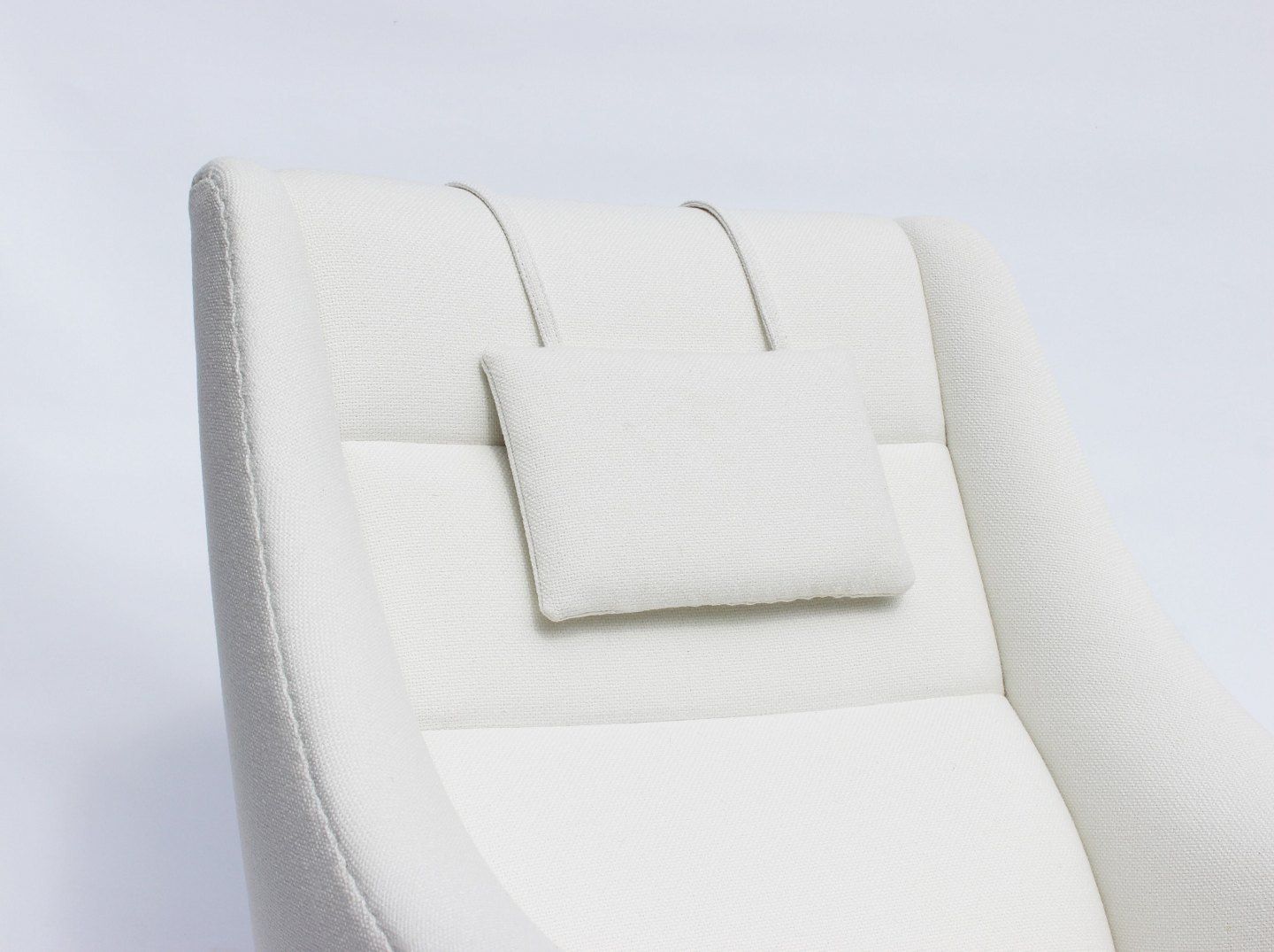 Armchair With High Back, Upholstered In White Fabric, With Rosewood Of Danish Design From The 1960s photo vintage