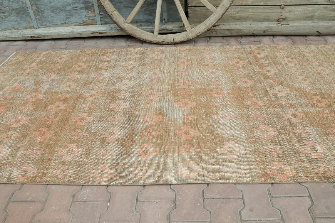 137x284 Cm Vintage Turkish Rug, Oushak Faded Pink Floral, Wool, Handmade, Room Decor, Natural Living Room Rug, Turkey Rug, Beige, Neutral 4.5x9.3 Ft photo Textiles