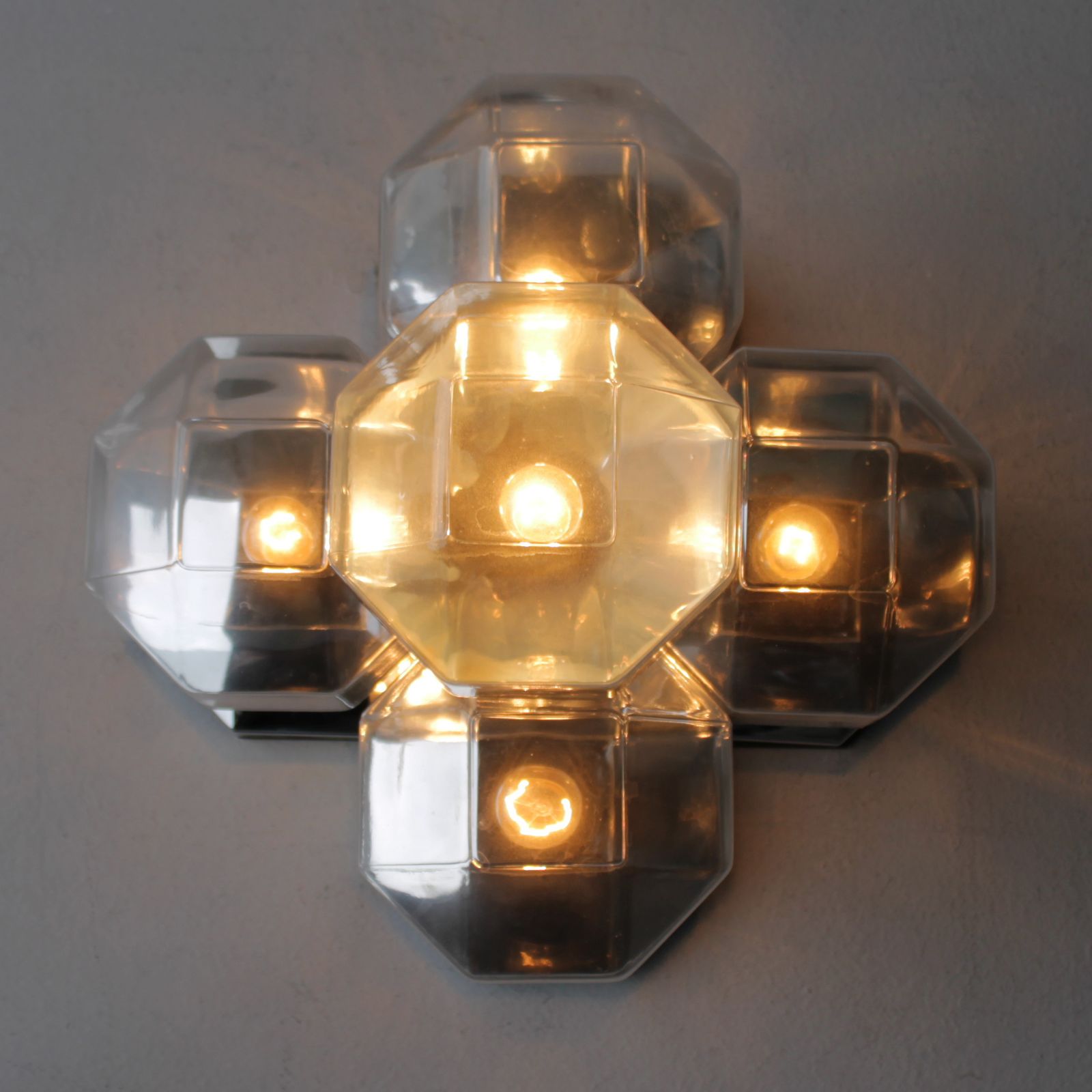 Paar Motoko Ishii Lampen Voor Staff, Duitsland photo vinterior