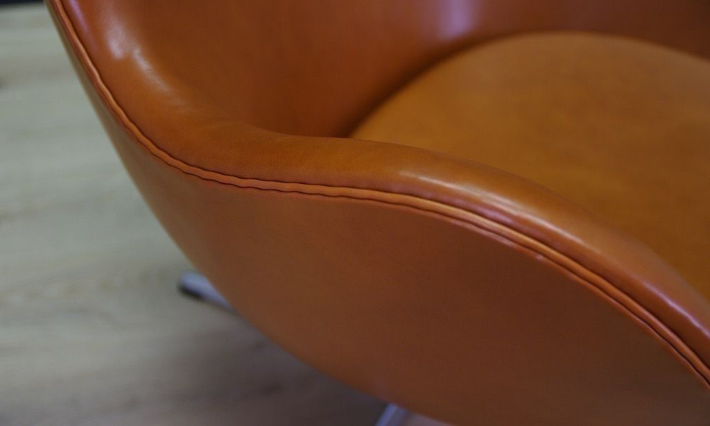 photo furniture Arne Jacobsen The Egg Chair Elegance Leather Retro