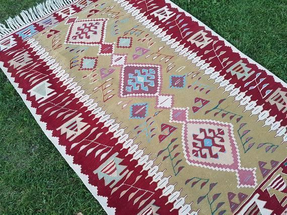 1970s Vintage Turkish Kilim Rug 3′10″ × 5′11″ photo furniture