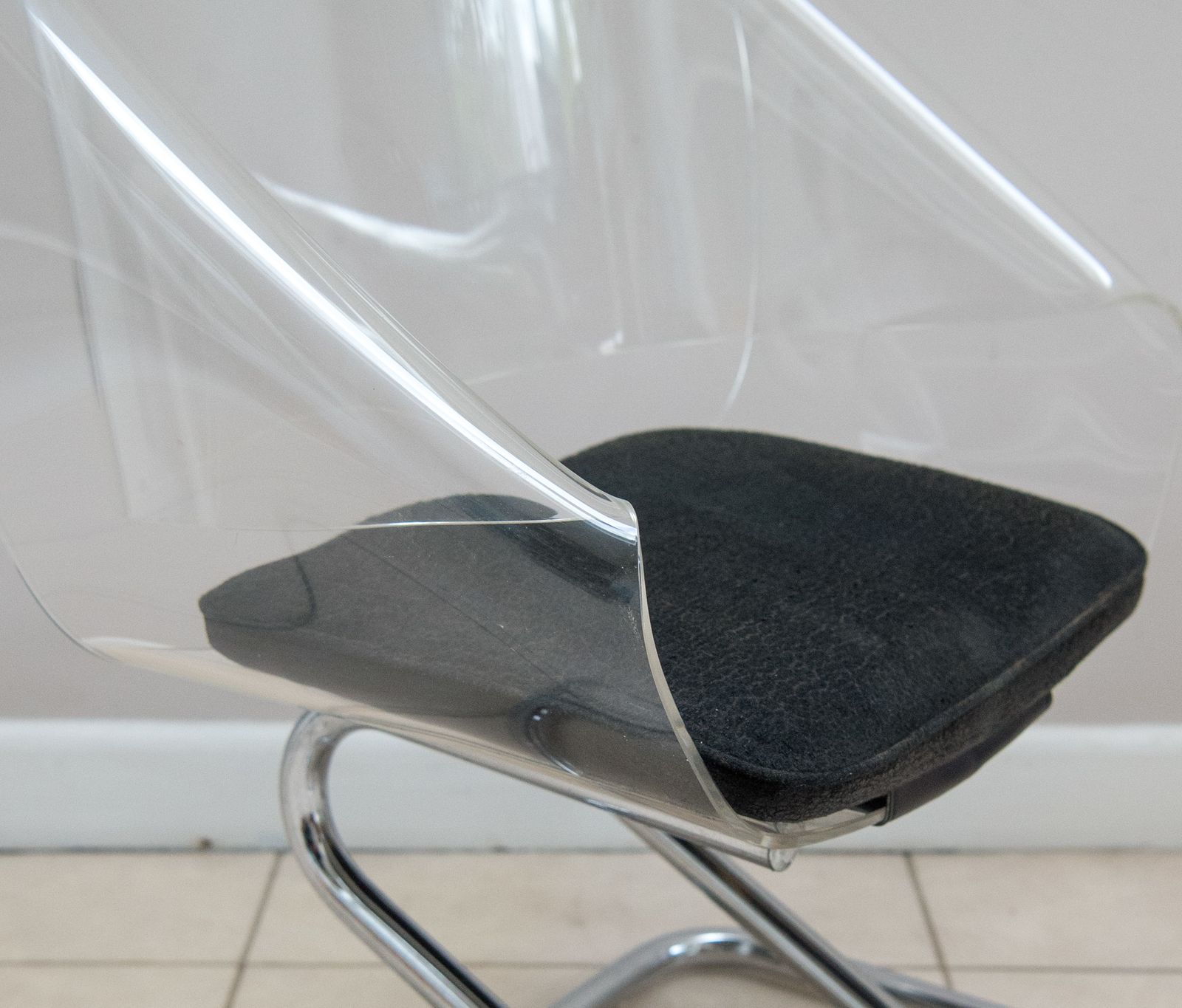 Rare Kids Size Guzzini Armchair In Metal And Acrylic By Harvey Guzzini From 1968. Legs In Chromed Metal. Shell In Acrylic. photo for sale