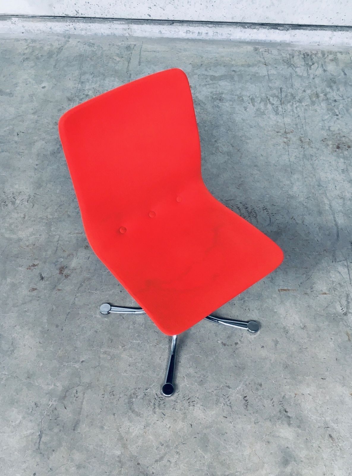 photo buy Brabantia Home Steel Set Of 3 Dining Chairs 1970s Holland