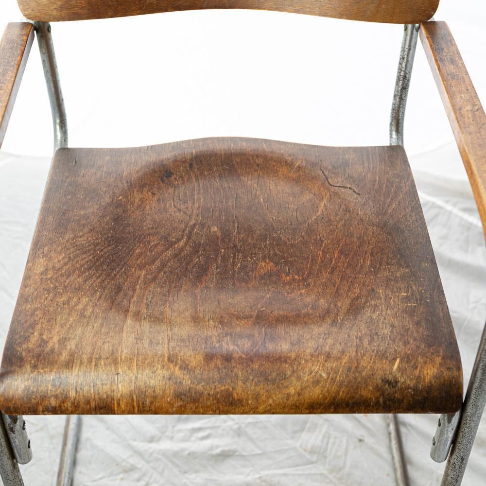 photo vintage Reclaimed Bauhaus Wooden And Chrome Chair