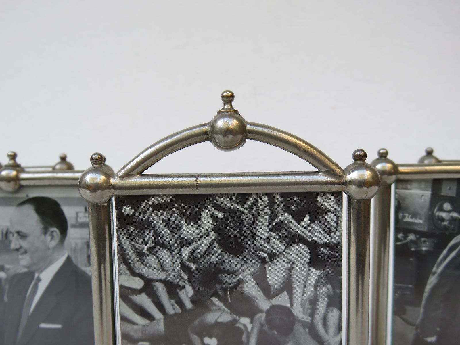 photo vinterior Art Nouveau Nickel Plated Picture Frame For 5 Photos