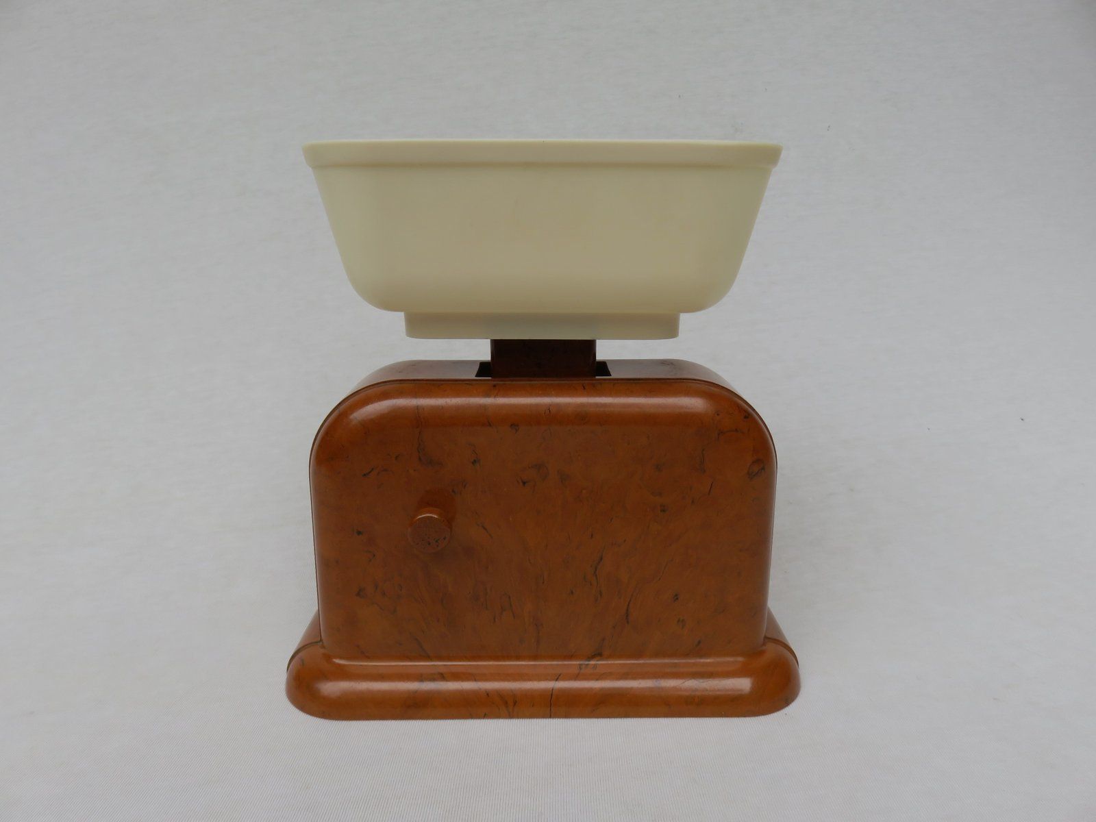 Bakelite And Celluloid Kitchen Scales From DR. Oetker, 1930s photo Home Decor