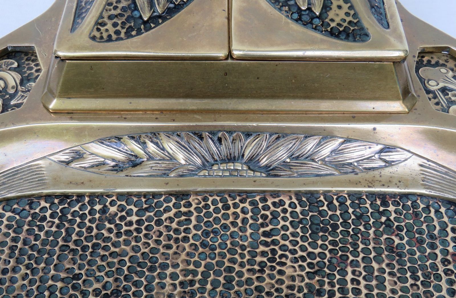 photo vinterior Art Nouveau Brass Ink Well With Symbols Of Economy, Trade And Technology