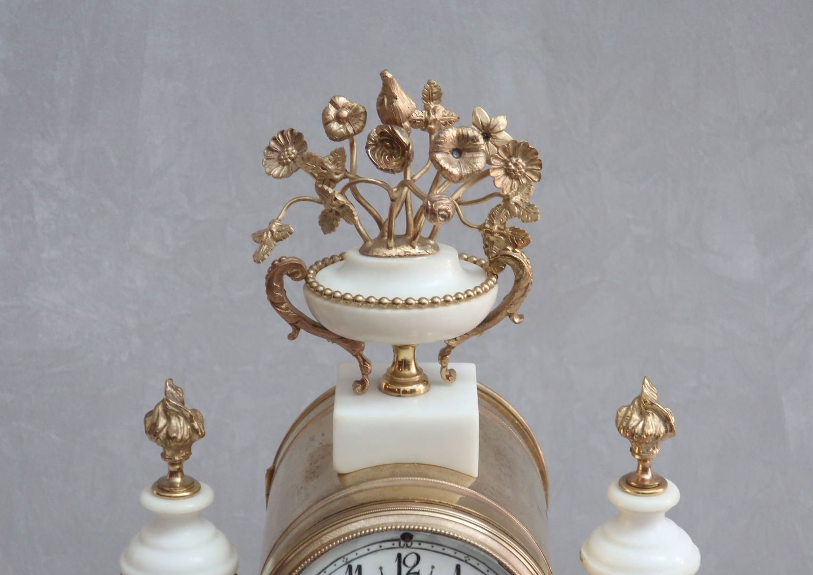 French Louis XVI Style White Marble Mantel Clock photo 1375.0