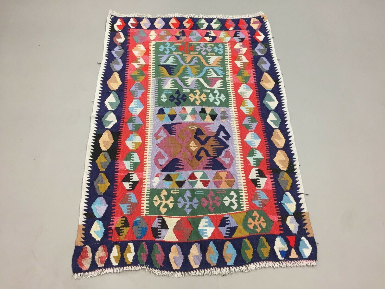 Small Vintage Turkish Kilim 131x88 Cm Tribal Kelim Rug, Black, Red, Blue, Green photo Textiles