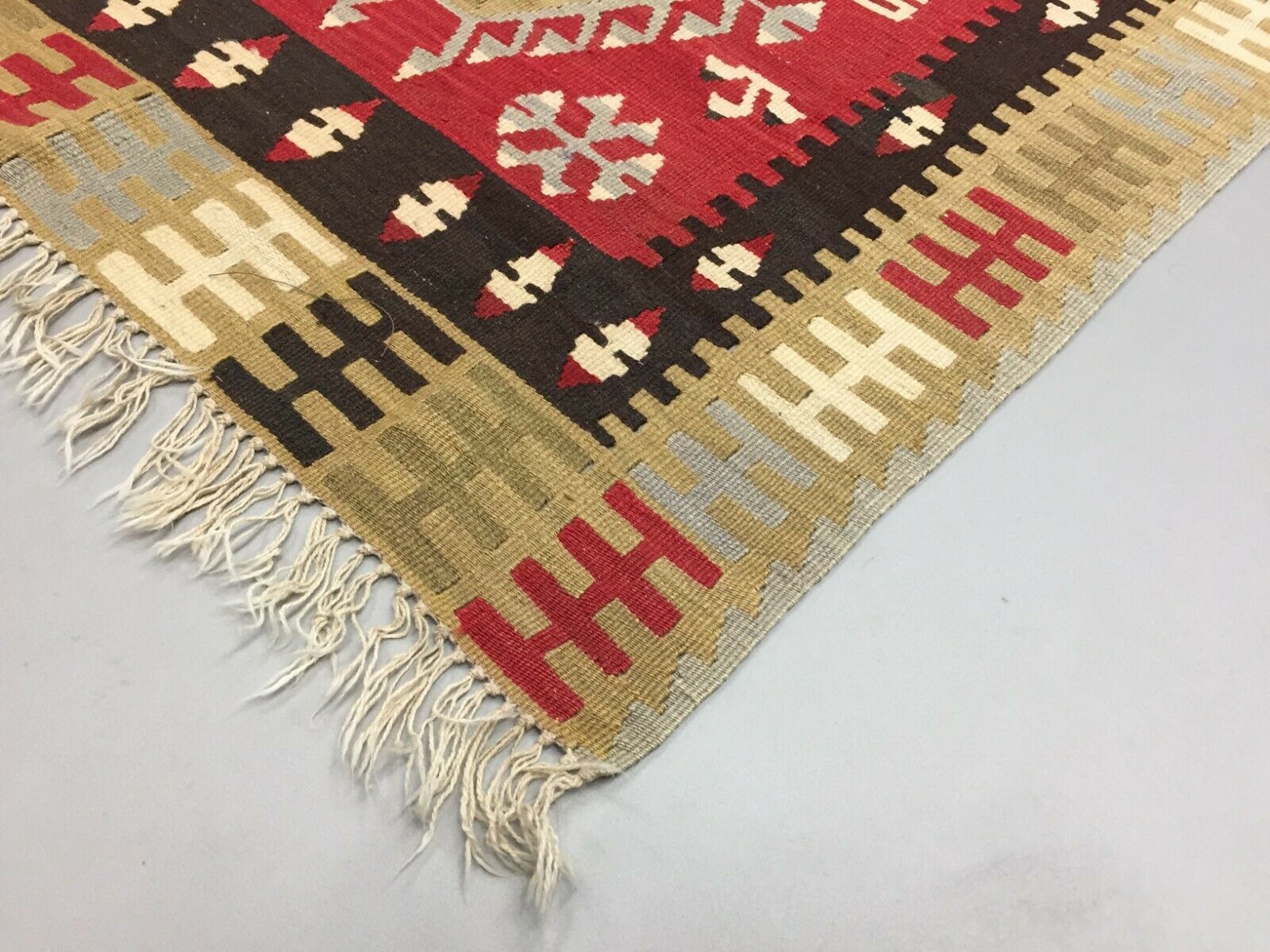 Vintage Turkish Kilim 151x94 Cm Tribal Kelim Rug, Black, Red, Beige, Medium photo Textiles