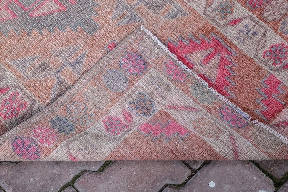 81x320 Cm Turkish Runner, Oushak Runner, Vintage Runner, Wool Runner, Handmade, Runner Rug, Turkish Rug, Hallway Runner, Home Decor, Pink photo vintage