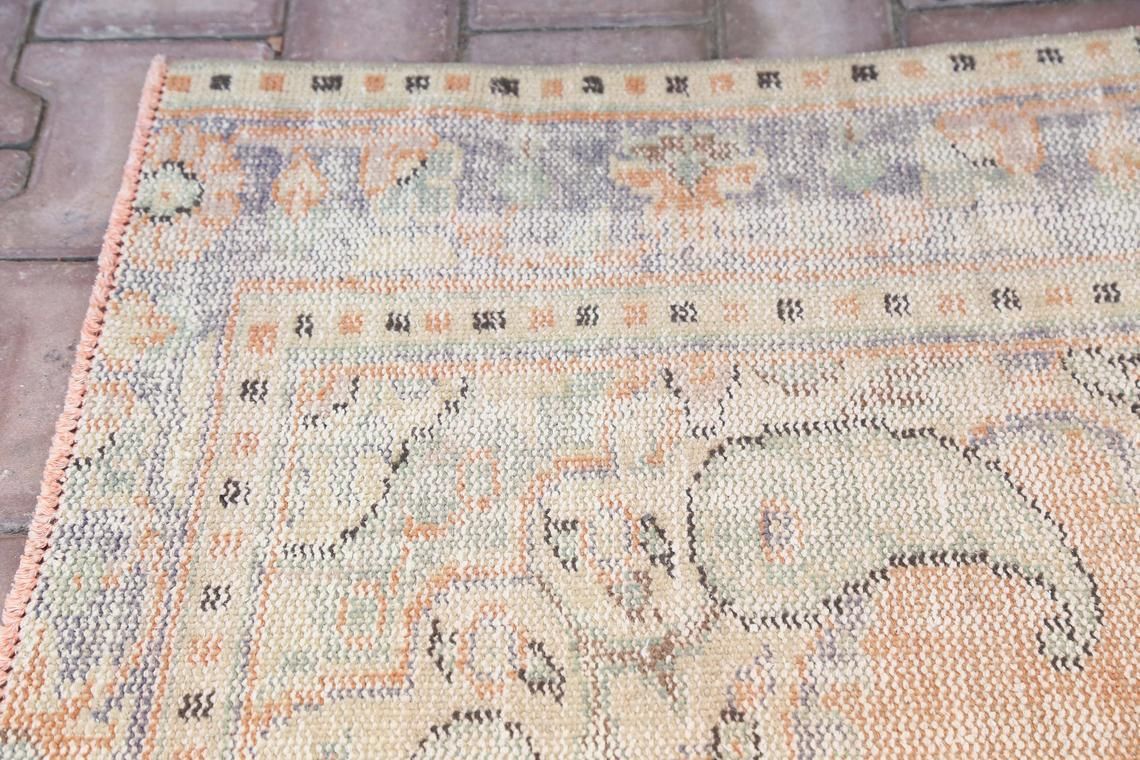 5.5x9, Vintage Rug, Turkish Rug, Distressed Rug, Handwoven, Medallion, Oriental, Floral, Wool, Area Rug, Oushak Rug, Pink, Orange, Beige photo buy