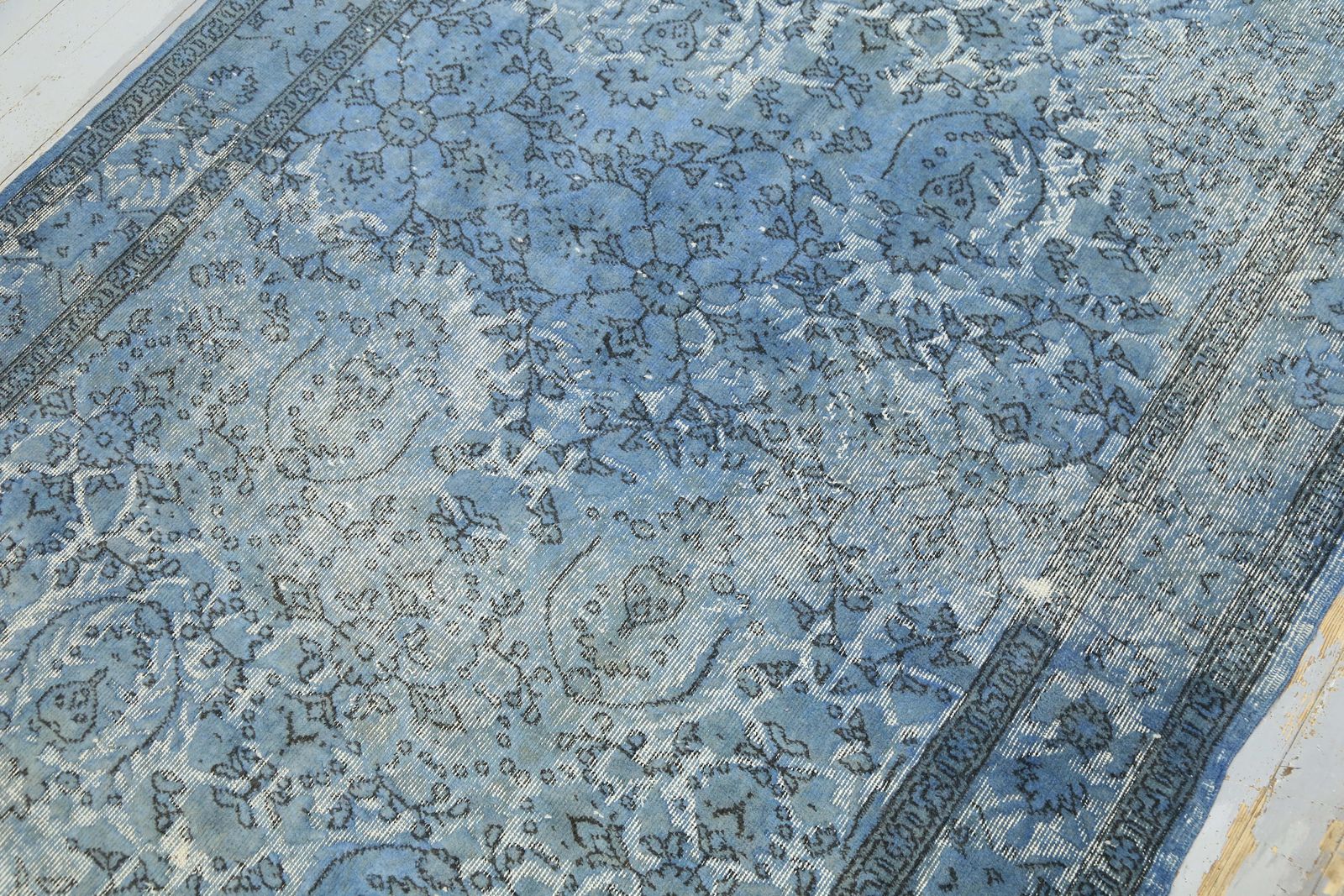 Distressed, Carved Turkish Rug, Vintage Rug, Blue, Area Rug, Farmhouse Decor, Modern, Home Decor photo vintage