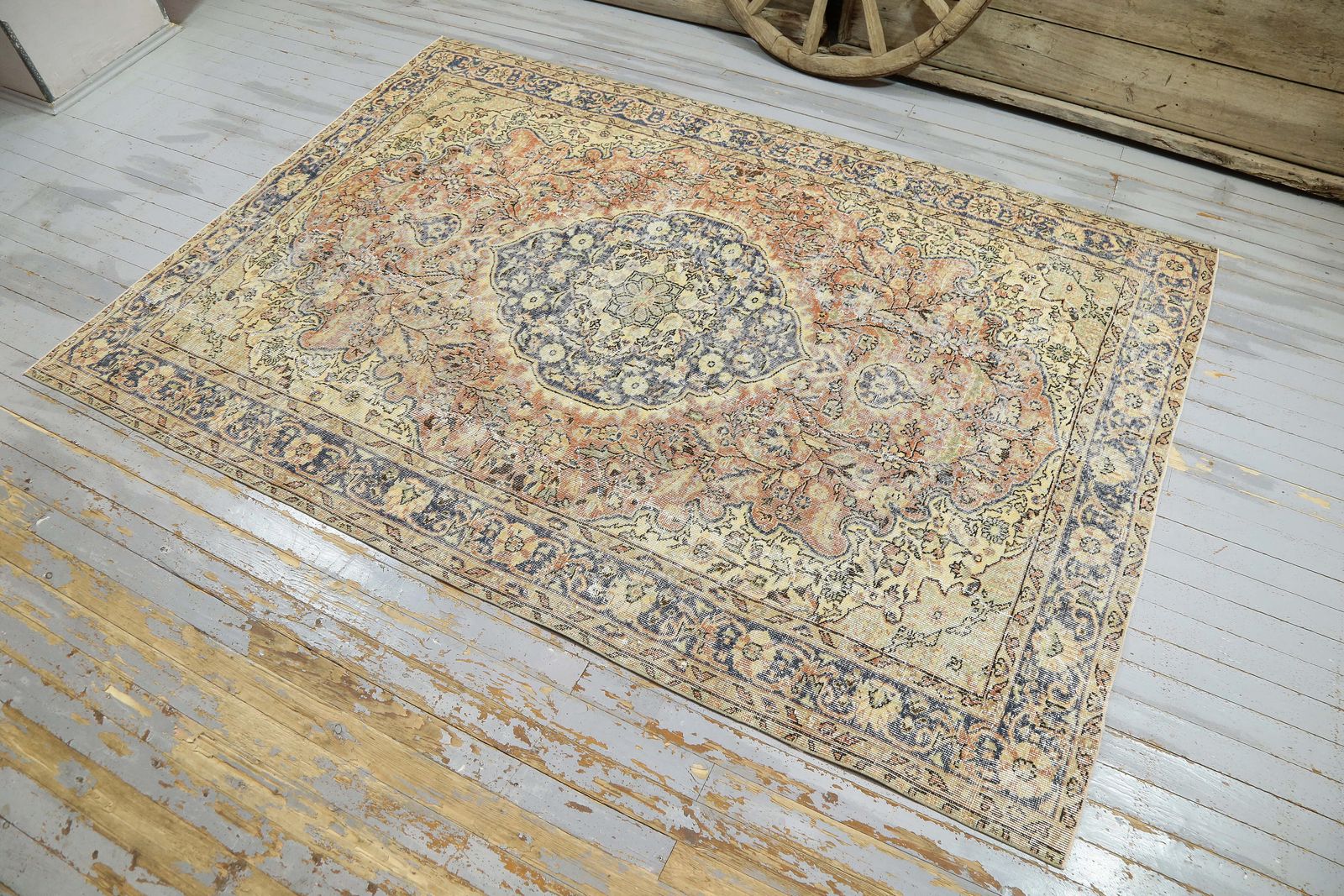 Mediterranean, Turkish Area Rug, Orange, Beige, Oushak Rug, Area Rug, Oriental Rug, Floral, Wool Rug, Distressed, Rugs photo furniture