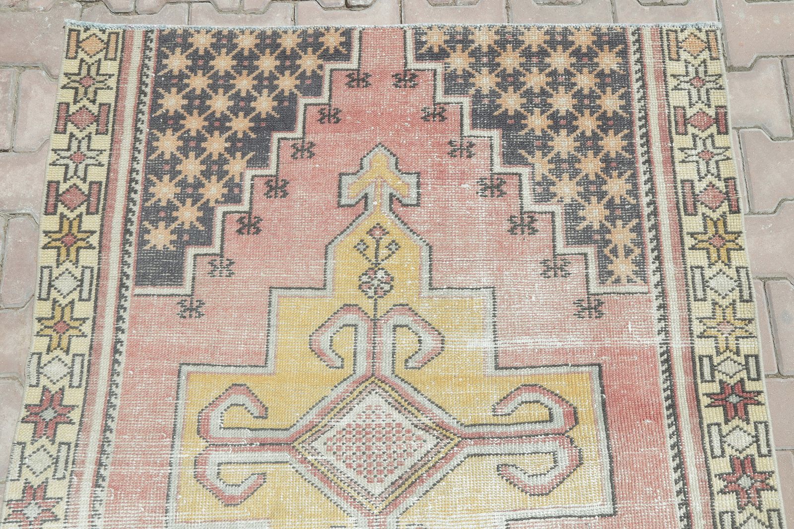 Distressed Neutral Boho Chic Vintage Rug, Natural Bohemian Handmade, Small Anatolian, Turkish Rug, Antique Rug photo 299.0